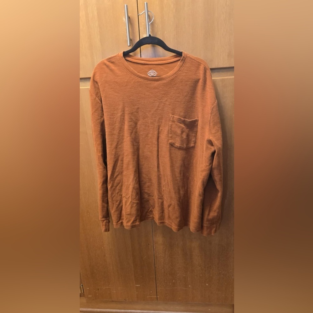 St. John’s Bay Men’s XXL Long Sleeve Pocket Tee Burnt Orange Cotton Blend‎